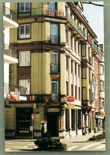 Amadeus Hotel Сарґемін Екстер'єр фото