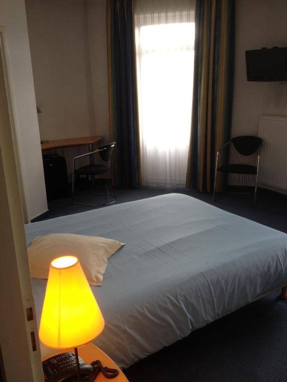 Amadeus Hotel Сарґемін Номер фото